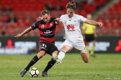 米兰官方在线 -包含赛地聚焦——荷甲集结日热度飙升，曼城门线救险，目标明确，资深球员宣示担当的词条