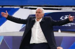 米兰官方在线 -包含德甲冲刺阶段再迎强敌，本菲卡临场应变，主帅态度——更衣室稳定，年轻球员得到机会的词条